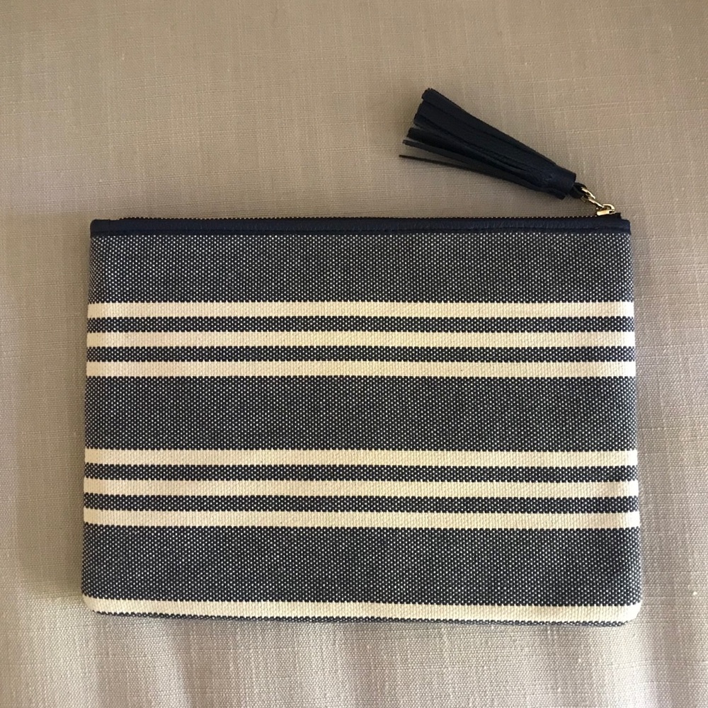 Kate ♠️ Spade Larchmont Stripe Navy Gia Clutch - Picture 3 of 8
